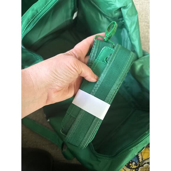 Lacoste perfume essential 90’s crocodile weekender duffle bag. NWT - Picture 6 of 10